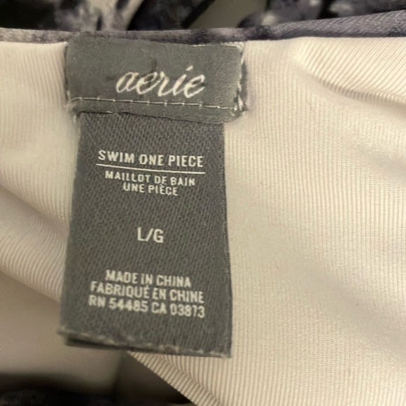 Women's aerie Swimsuit Black and White Tie-Dye Swimsuit!! L - Picture 8 of 9
